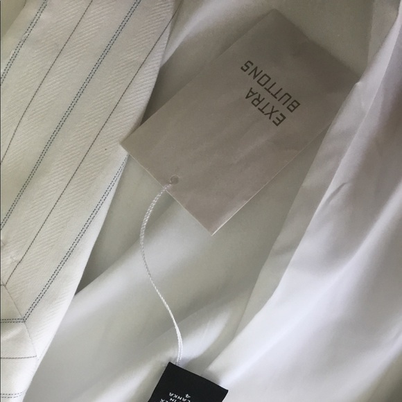 BODY BY VICTORIA " The Christie Fit"  WOMEN’S 2 PC WHITE PINSTRIPE  POWERSUIT - Picture 12 of 15